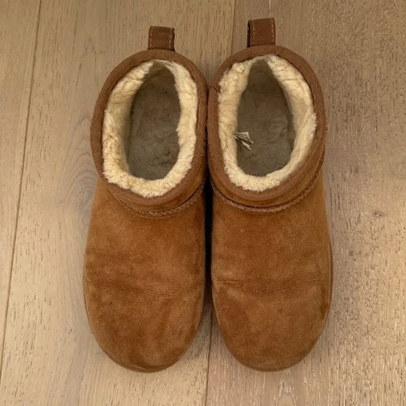 UGG Boots Classic Ultra Mini in Chestnut - Picture 7 of 14